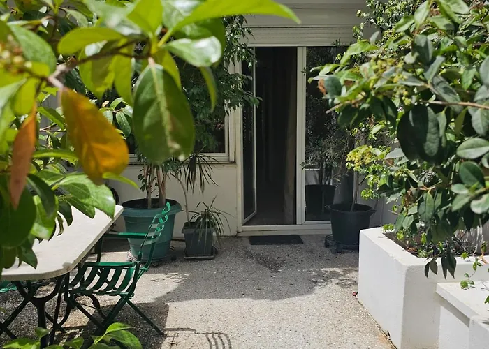 Diocharous Garden Apartment